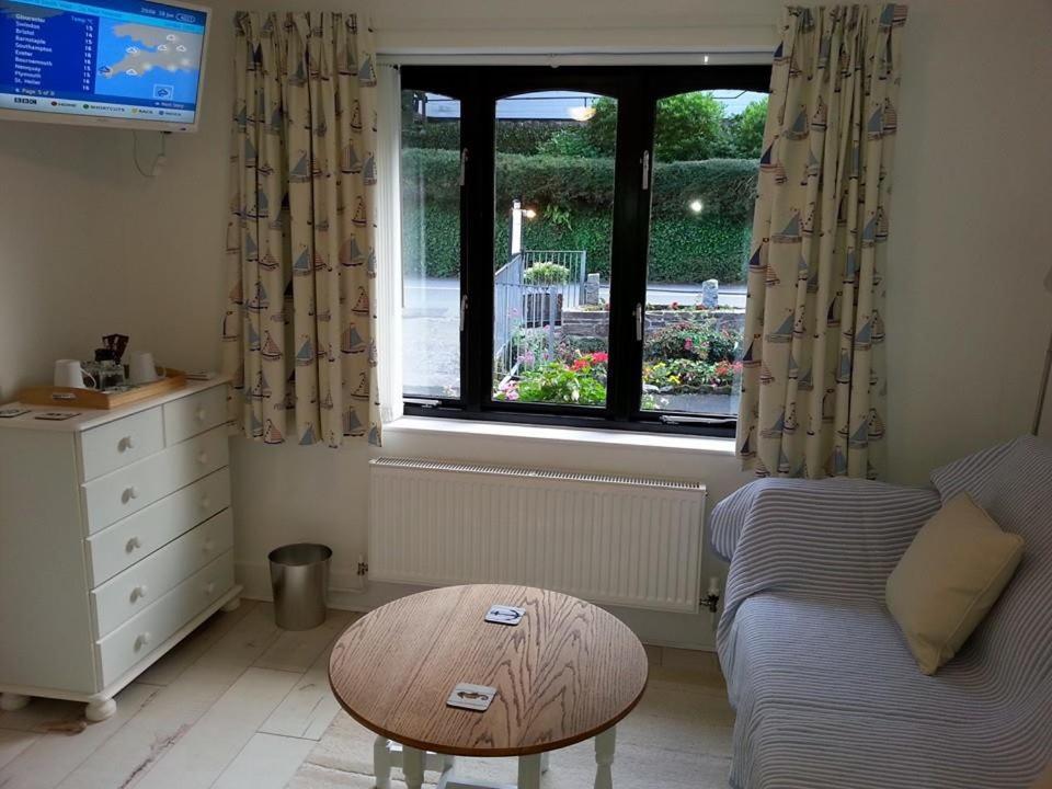 Natal House Bed & Breakfast Polperro Exteriör bild